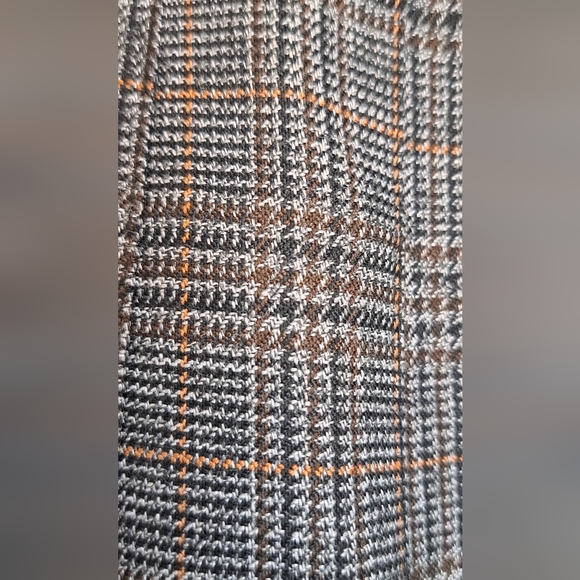 Sag Harbor Wool Plaid Pleated Skirt – Size 14 - Picture 9 of 9